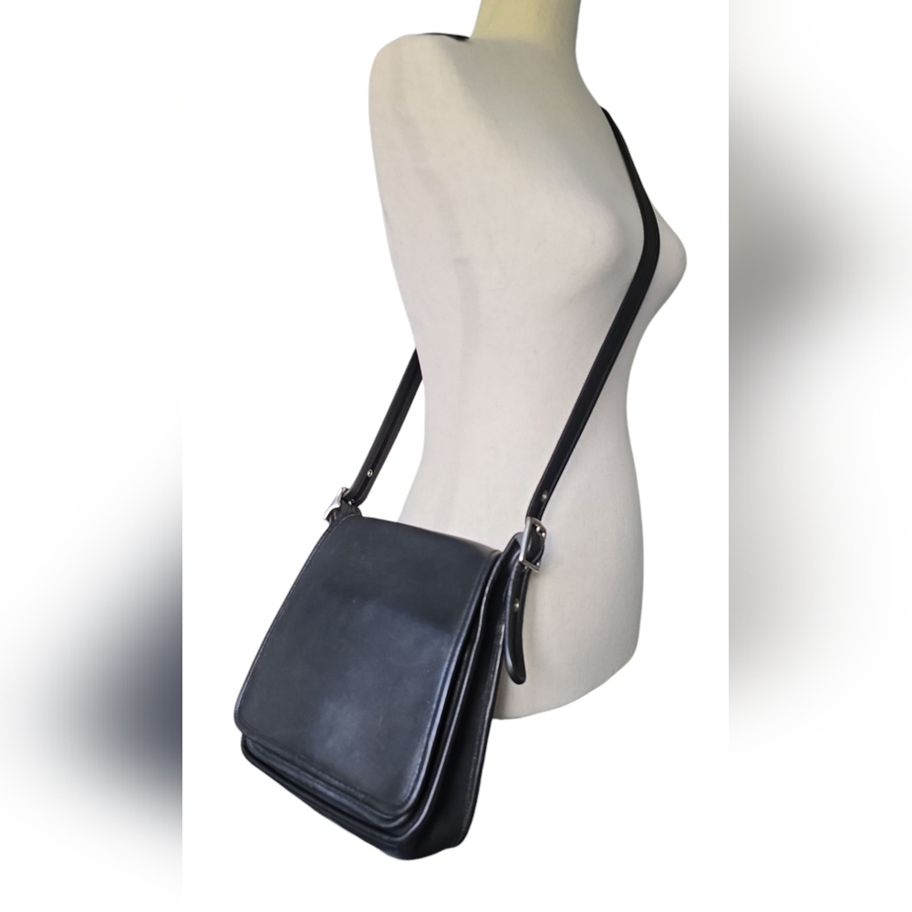 Vintage Coach Legacy Medium Studio Flap No. 9145 in black w/ nickel hardware EUC - Picture 4 of 15